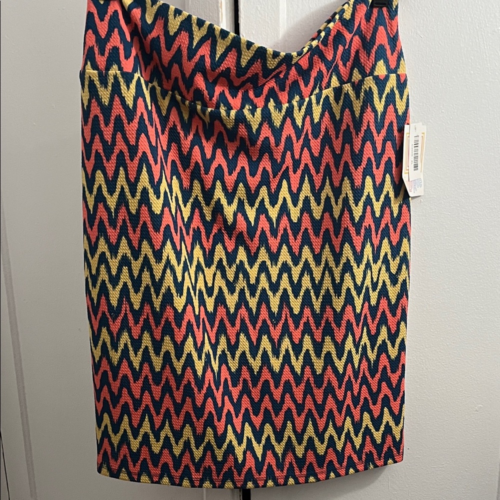 LuLaRoe Cassie pencil skirt vibrant zigzag